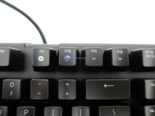 Razer-Blackwidow-X-Chroma-16