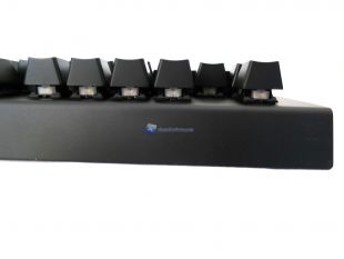 Razer-Blackwidow-X-Chroma-20